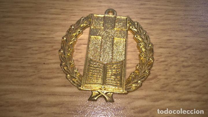 Medallas condecorativas: Medalla colegial - Foto 1