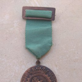 Medalla Al Merito de la Camara de Comercio Industria y Navegación de Valencia