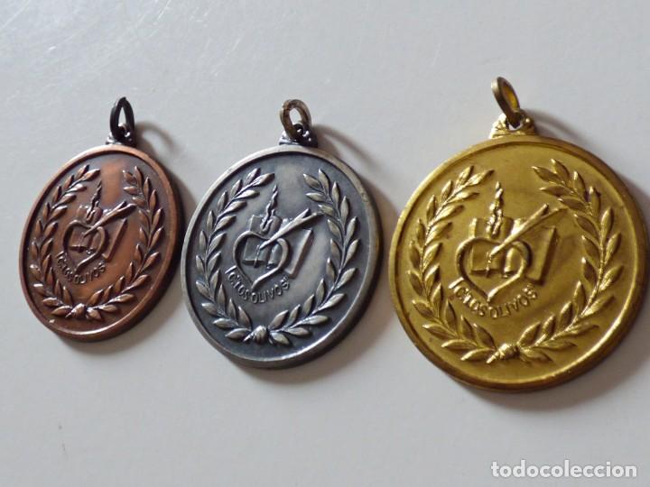 Medalhas condecorativas: MEDALLAS COLEGIO LOS OLIVOS DE M&Aacute;LAGA