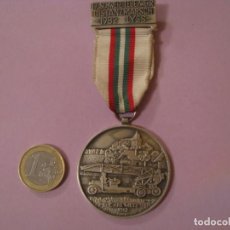 Medallas condecorativas: MEDALLA BOMBEROS SUIZA. 17. SCHWEIZ FEUERWEHR DISTANZMARSCH 1982 LYSS. P. KRAMER NEUCHATEL.