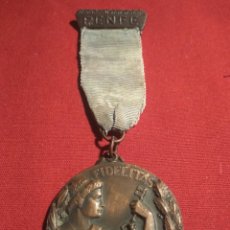 Medallas condecorativas: MEDALLA FIDELIDAD RENFE BRONCE