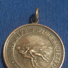 Medallas condecorativas: MEDALLA SALVAMENTO NÁUFRAGOS INGLESA 1929. Lote 172750142