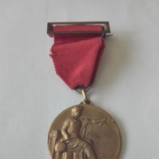 Medallas condecorativas: ANTIGUA MEDALLA ESCOLAR - CURSO 1961