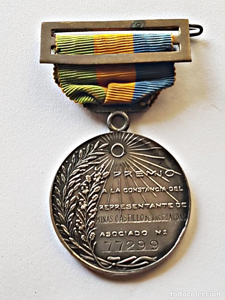 M&eacute;dailles d&eacute;corations: RARA MEDALLA AL REPRESENTANTE DE MINAS CASTILLO DE LAS GUARDAS. LOS PREVISORES DEL PORVENIR. A&Ntilde;OS 20