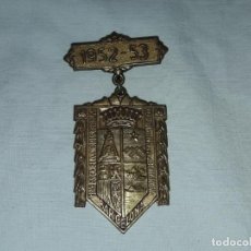 Medallas condecorativas: MEDALLA ESCUELAS CRISTIANAS COLEGIO NUESTRA SEÑORA DE LA BONANOVA 1952/53. Lote 345120183