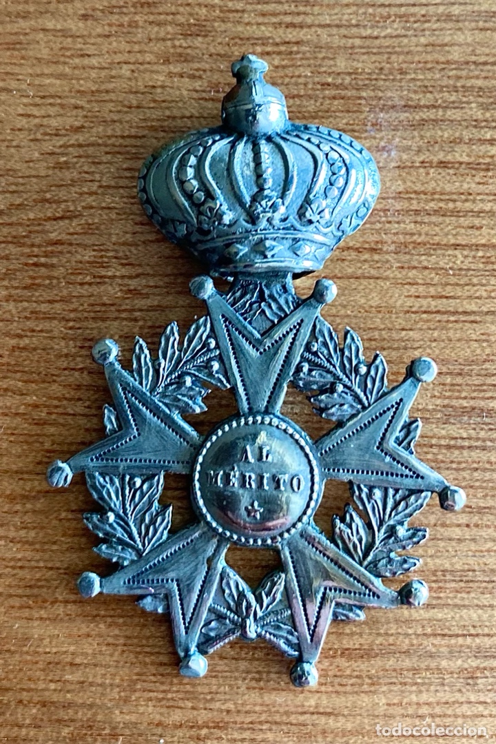 Medallas condecorativas: Medalla al M&eacute;rito - Foto 1