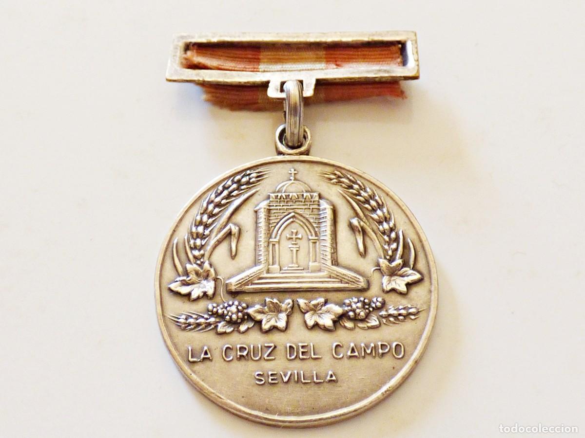 M&eacute;dailles d&eacute;corations: MEDALLA LA CRUZ DEL CAMPO, PREMIO A LA COSTANCIA. MUY RARA. SEVILLA 9 DE JULIO 1916