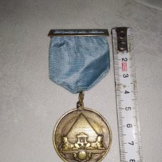 Medallas condecorativas: ANTIGUA MEDALLA MASÓNICA AL MERITO