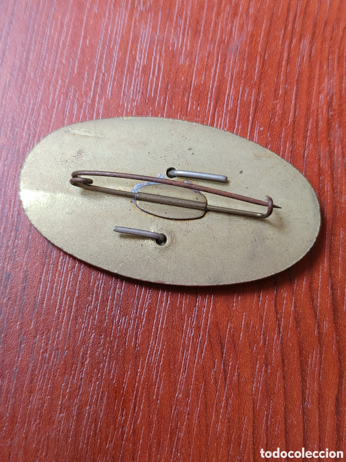 Medallas condecorativas: Distintivo antiguo de las C.O.E.S. - Foto 2