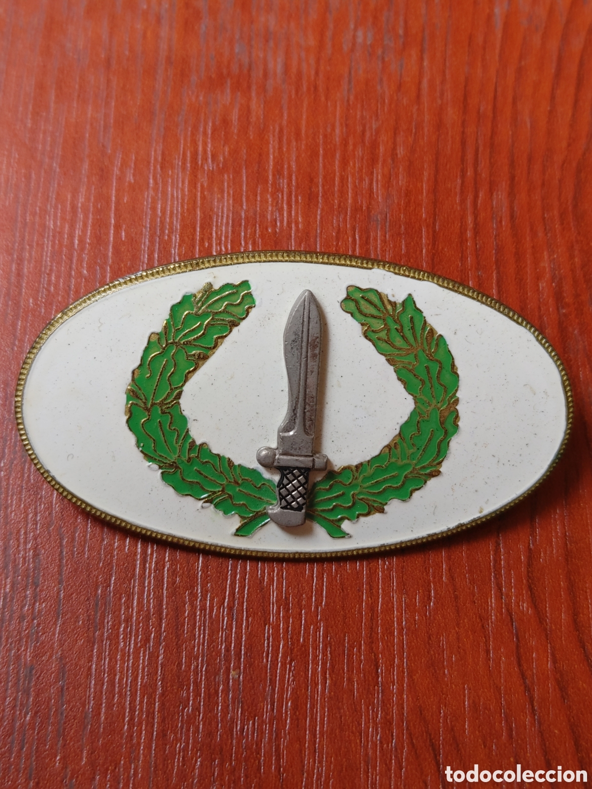 Medallas condecorativas: Distintivo antiguo de las C.O.E.S. - Foto 3