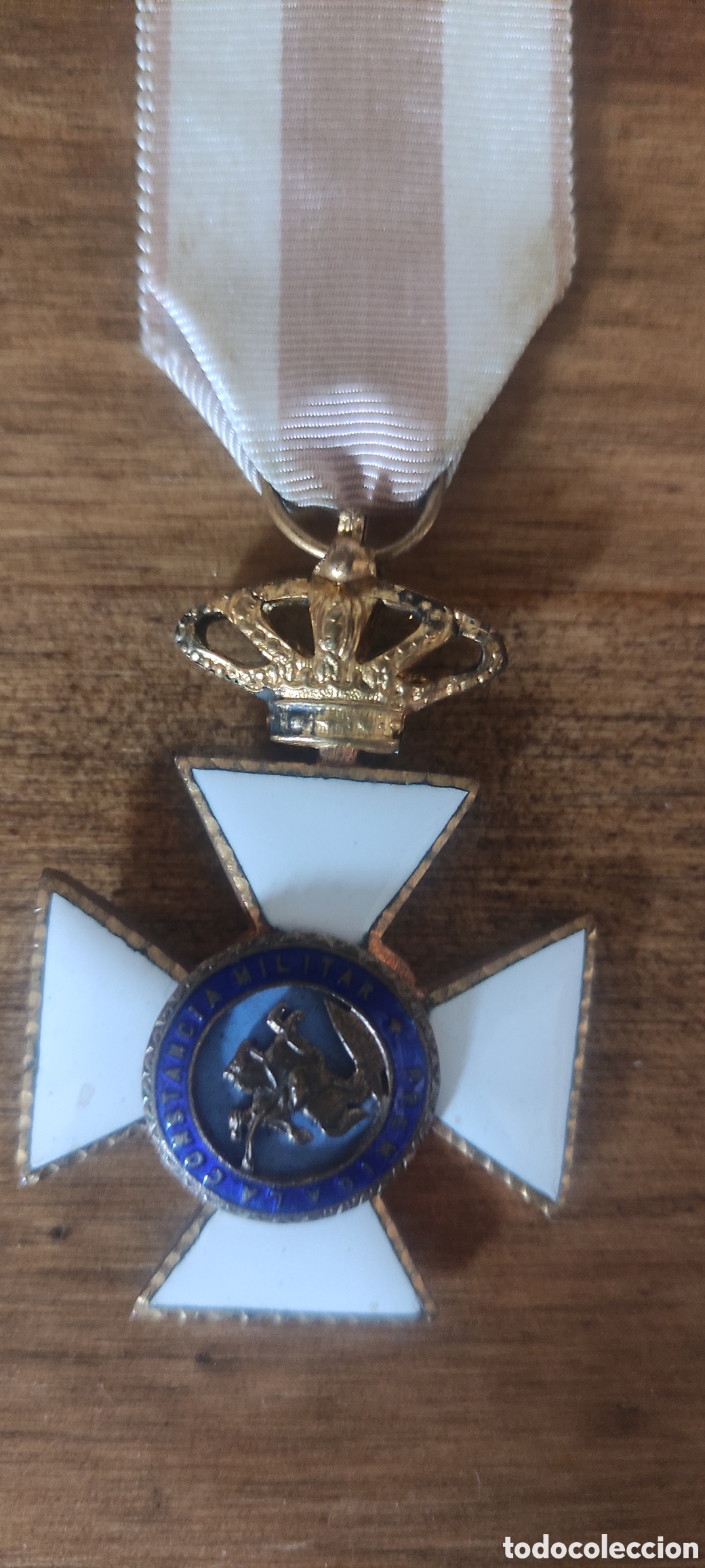 Medallas condecorativas: Cruz a la constancia militar - Foto 2