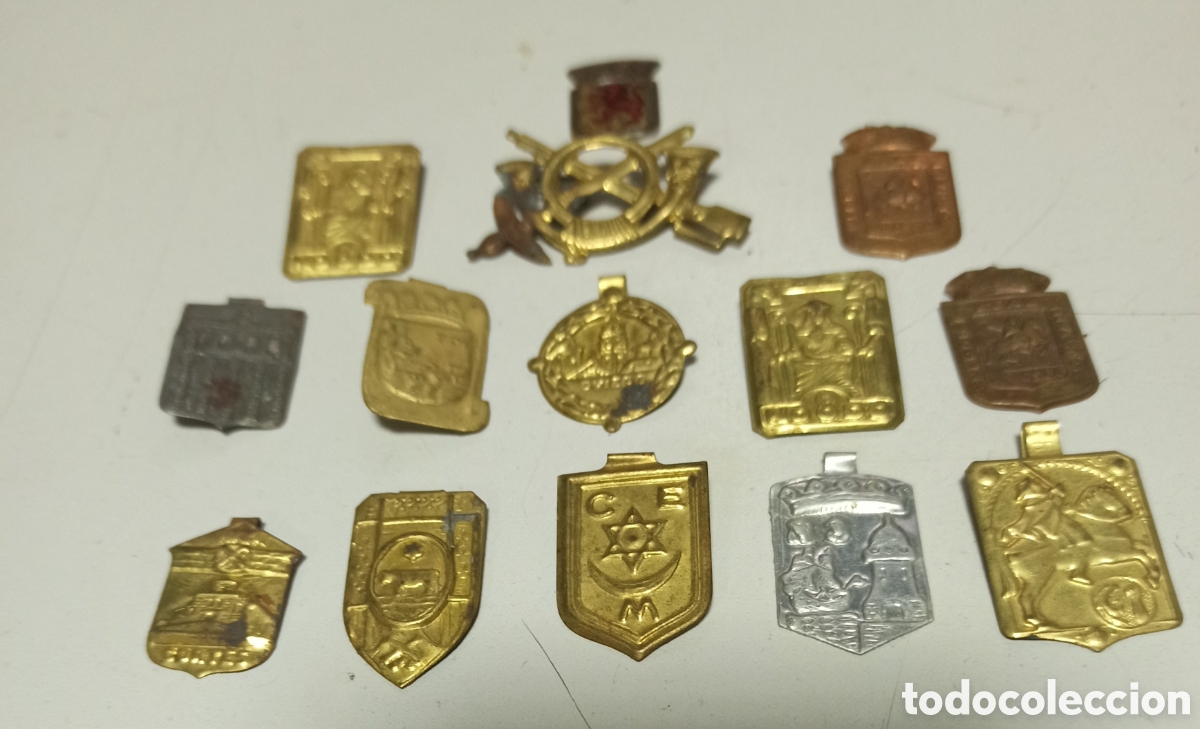 Medallas condecorativas: Emblemas de militares - Foto 1
