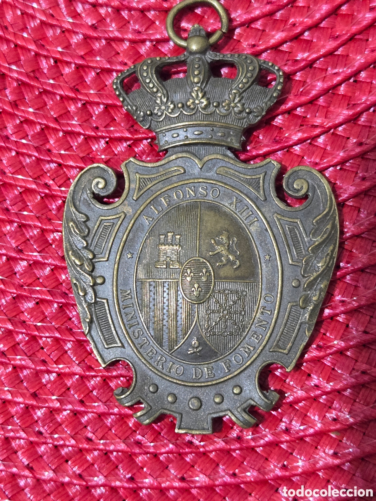 Medallas condecorativas: Condecoracion Alfonso Xll - Foto 2