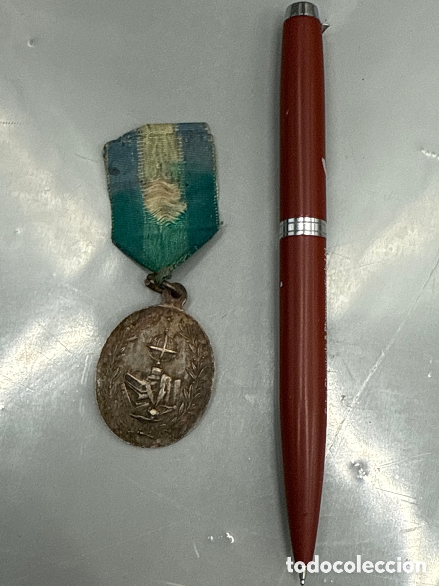Medallas condecorativas: Condecoraci&oacute;n Premio al m&eacute;rito - Foto 1