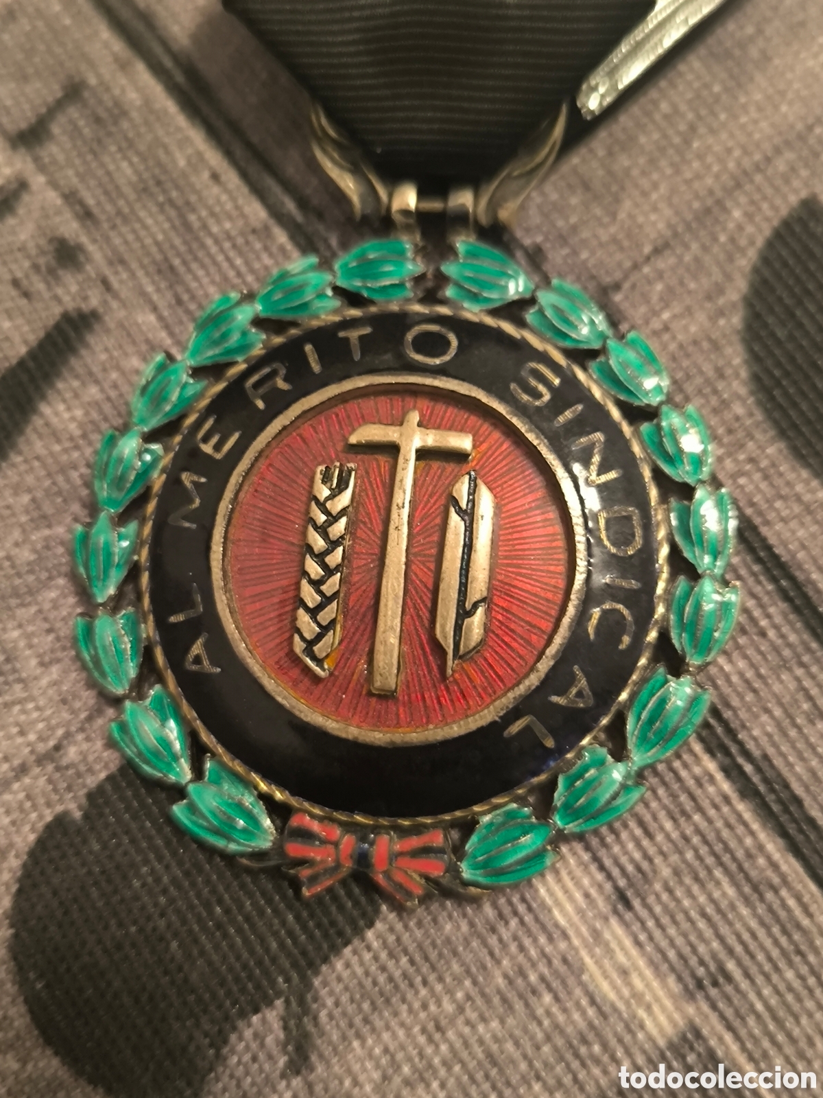 Medallas condecorativas: MEDALLA AL M&Eacute;RITO SINDICAL - Foto 3