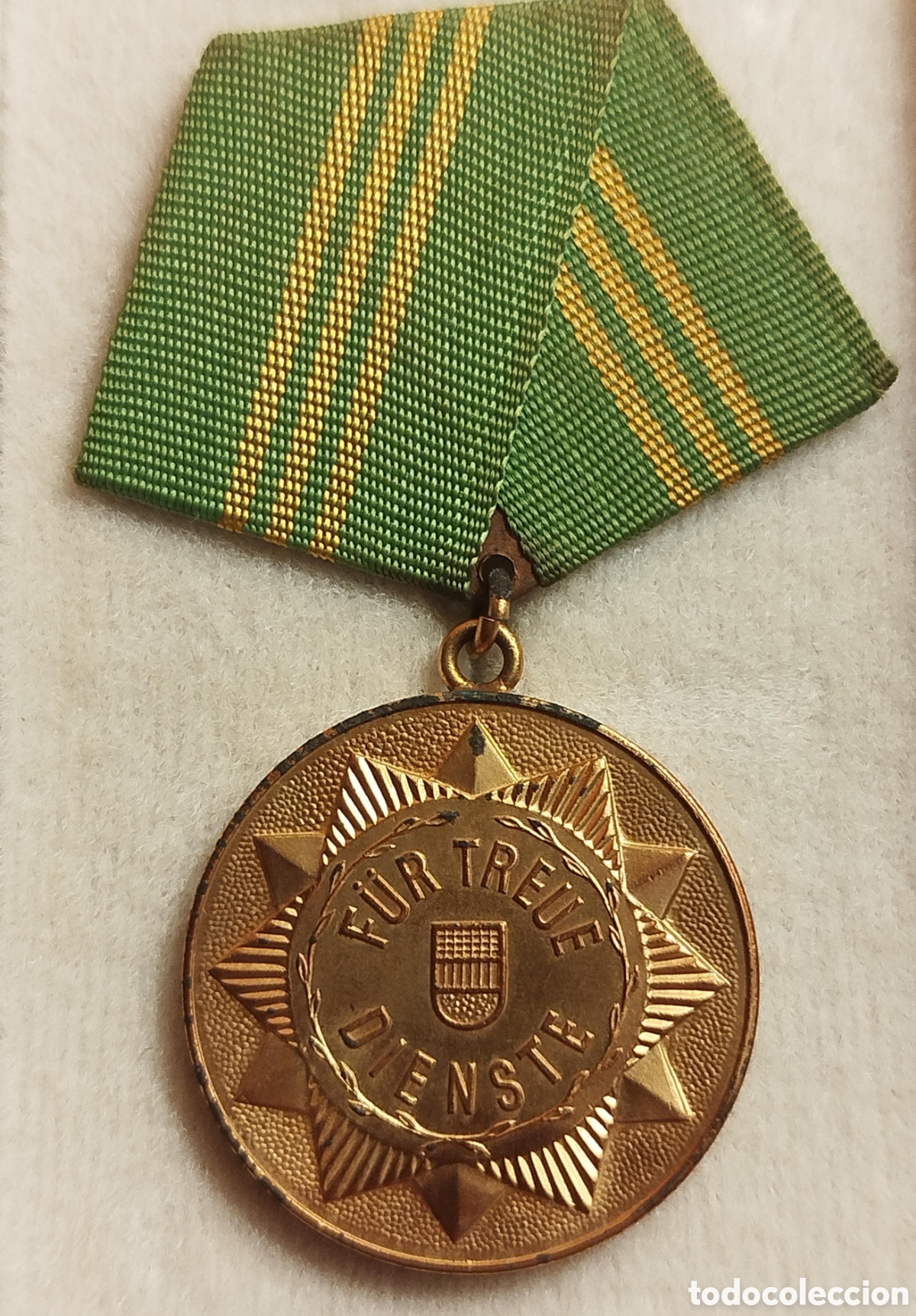 Medallas condecorativas: Medalla Ej&eacute;rcito Popular Nacional (NVA) - Foto 1
