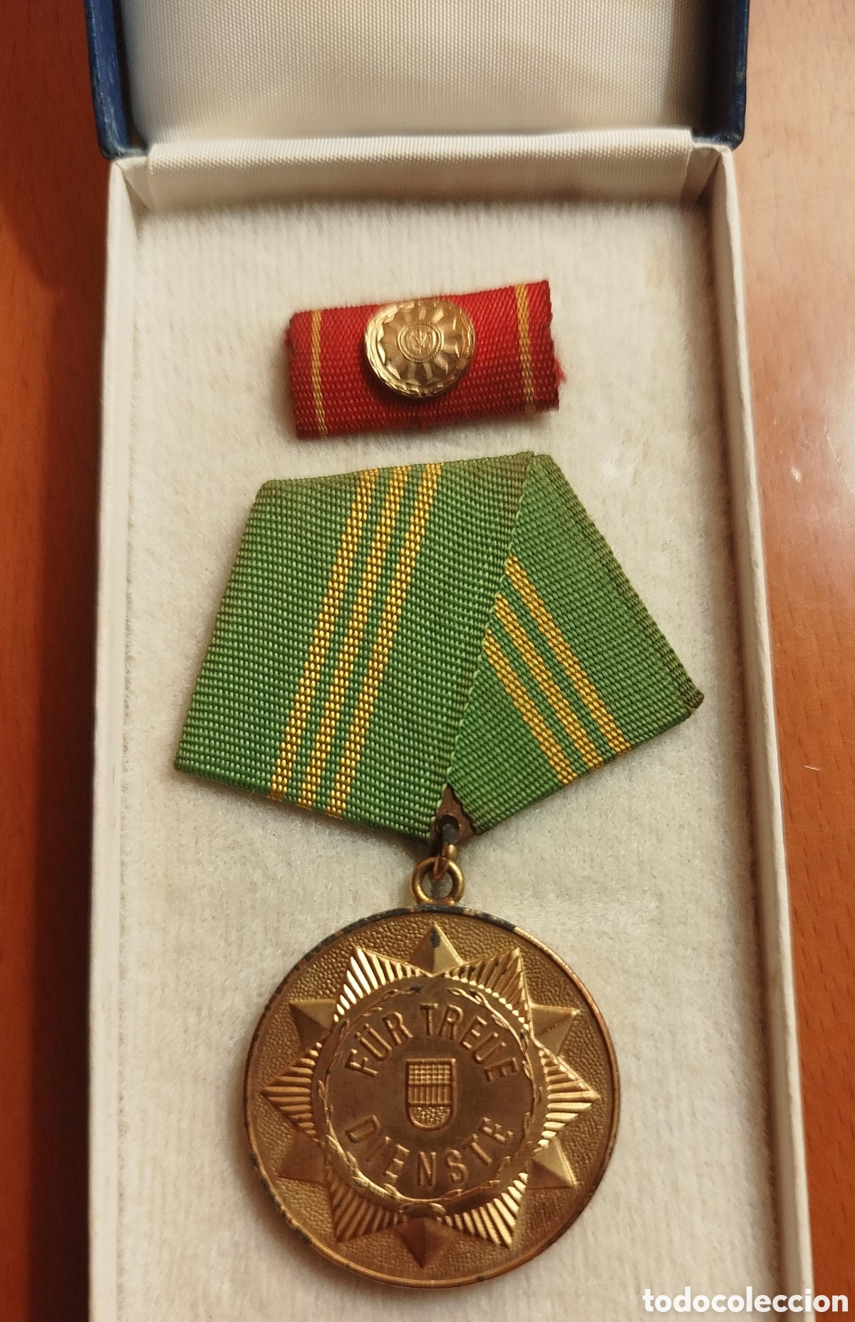 Medallas condecorativas: Medalla Ej&eacute;rcito Popular Nacional (NVA) - Foto 2