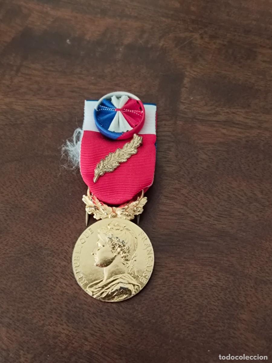 Medallas condecorativas: Francia. Medalla Ministerio del Trabajo.