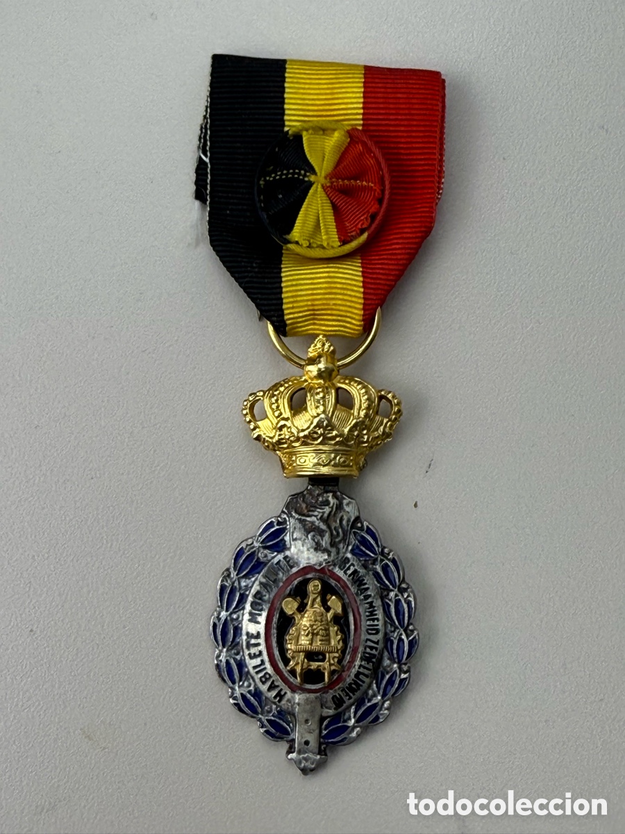 Medallas condecorativas: condecoraci&oacute;n B&eacute;lgica medalla del trabajo. Primera clase.