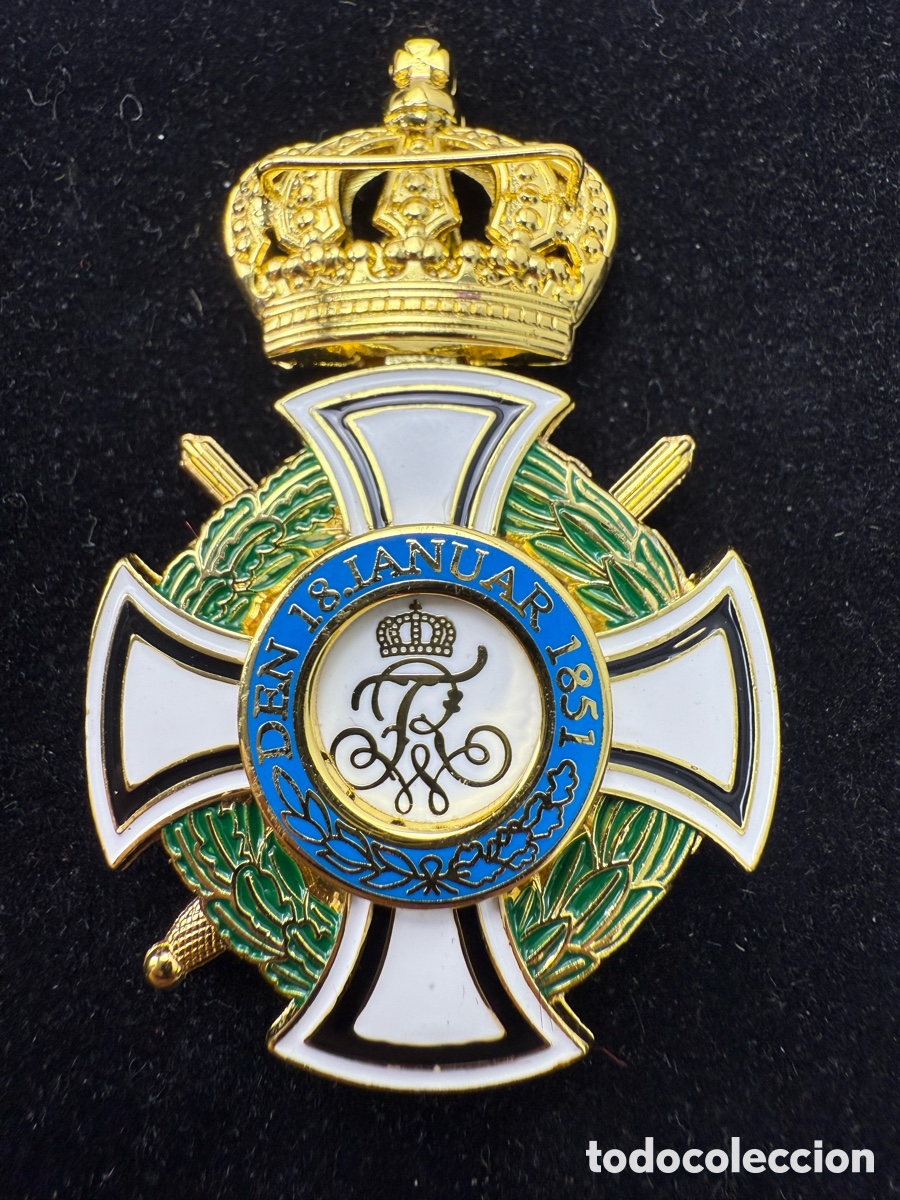 Medallas condecorativas: Medalla r&eacute;plica orden de Hohenzollern. Casa alemana de 1851.