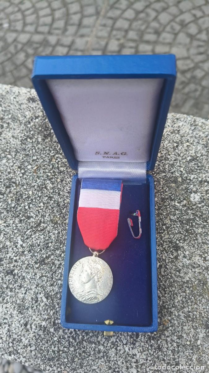 Medallas condecorativas: M&eacute;daille argent comm&eacute;morative - Foto 1