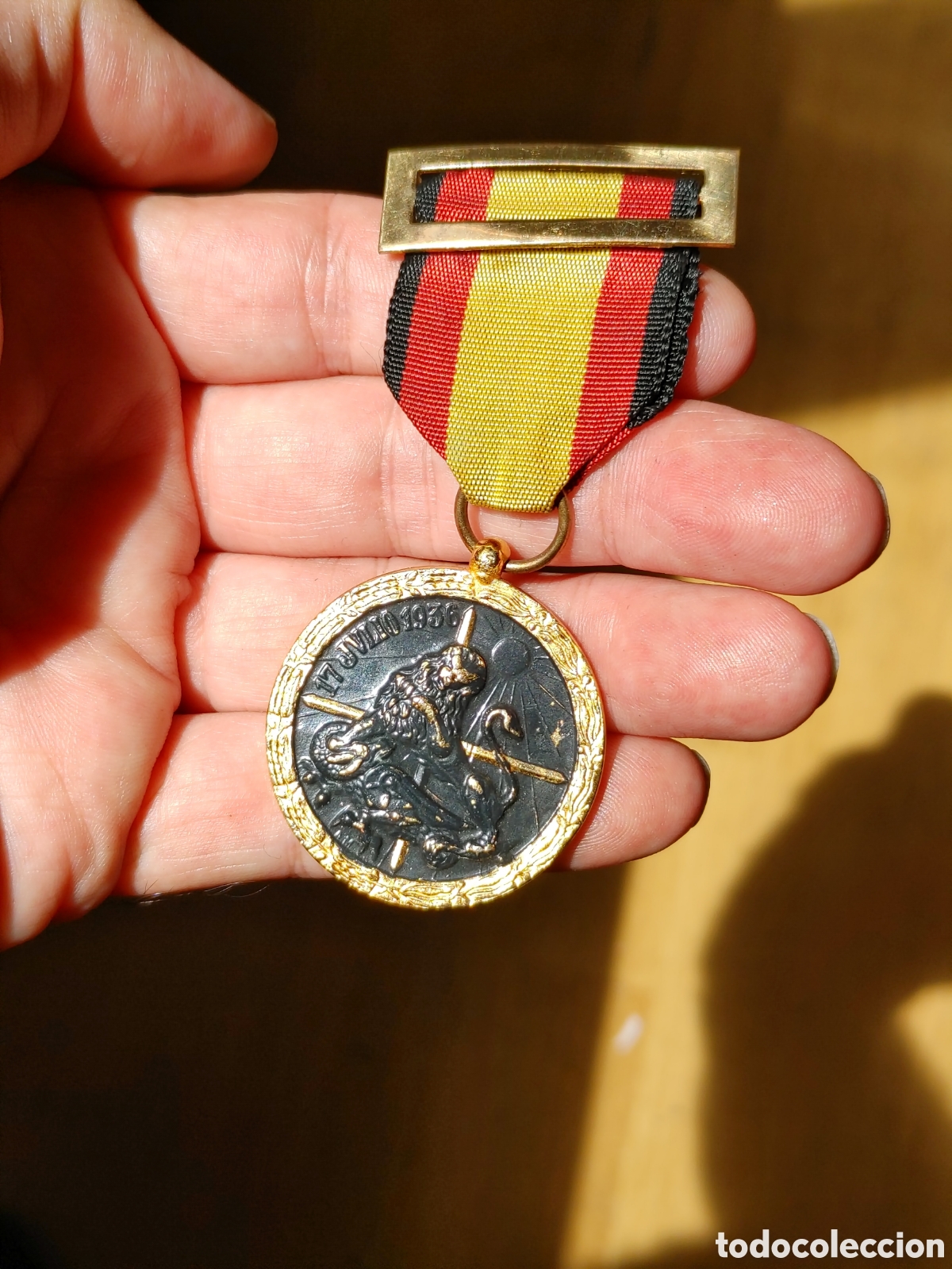 Medallas condecorativas: Medalla de la campa&ntilde;a. 1936 - 1939.