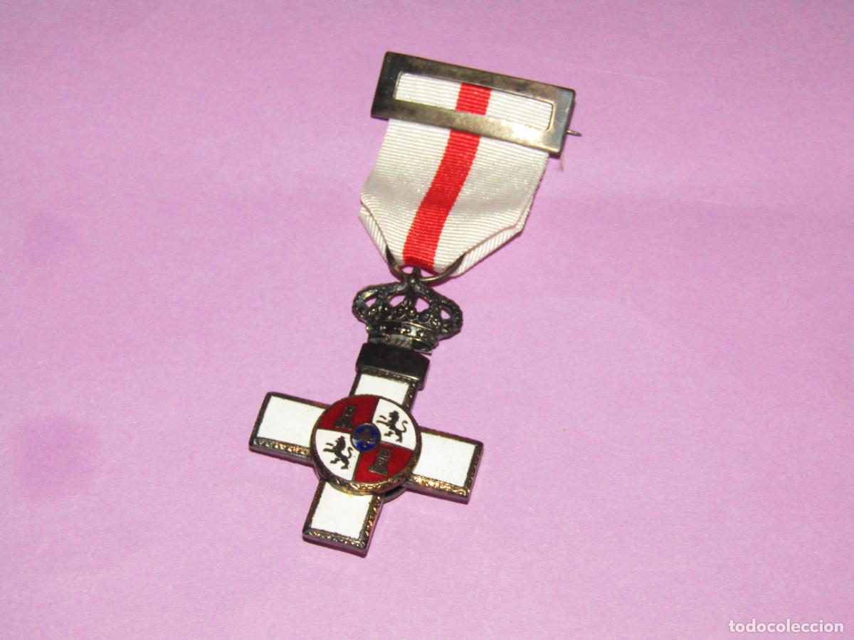 Medallas condecorativas: Antigua Condecoraci&oacute;n CRUAZ AL M&Eacute;RITO MILITAR con Distintivo Blanco &Eacute;poca de Franco