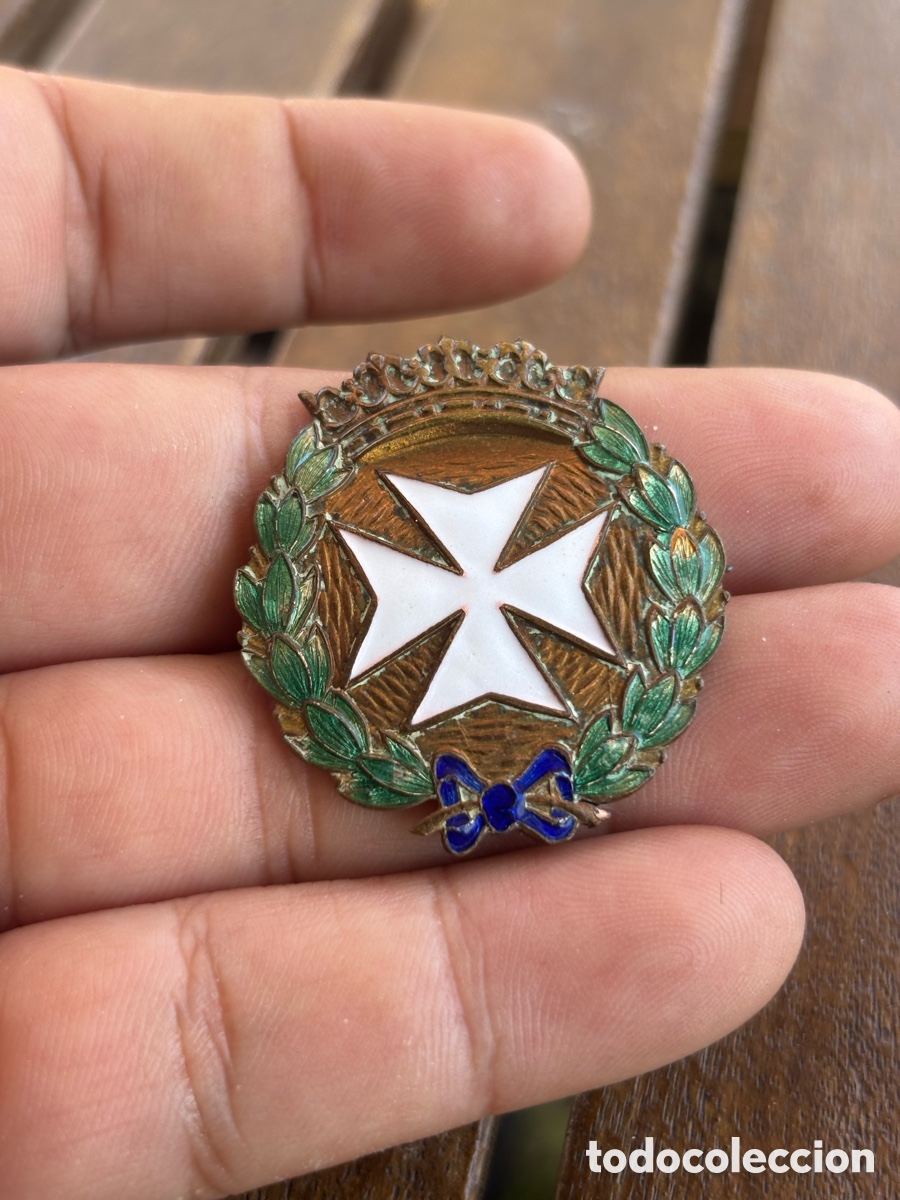 Medallas condecorativas: Insignia medalla Condecoraci&oacute;n de pecho de Sanidad Militar. Modelo 1940
