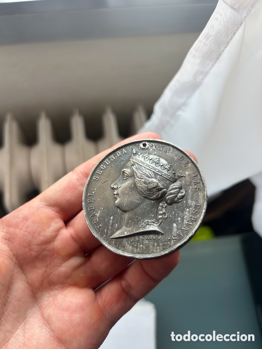 Medallas condecorativas: Medalla campa&ntilde;a de Africa Isabel II