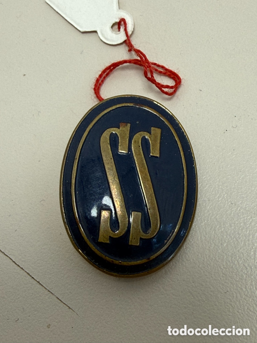 Medallas condecorativas: Emblema Servicio Social a&ntilde;os 50 Falange.
