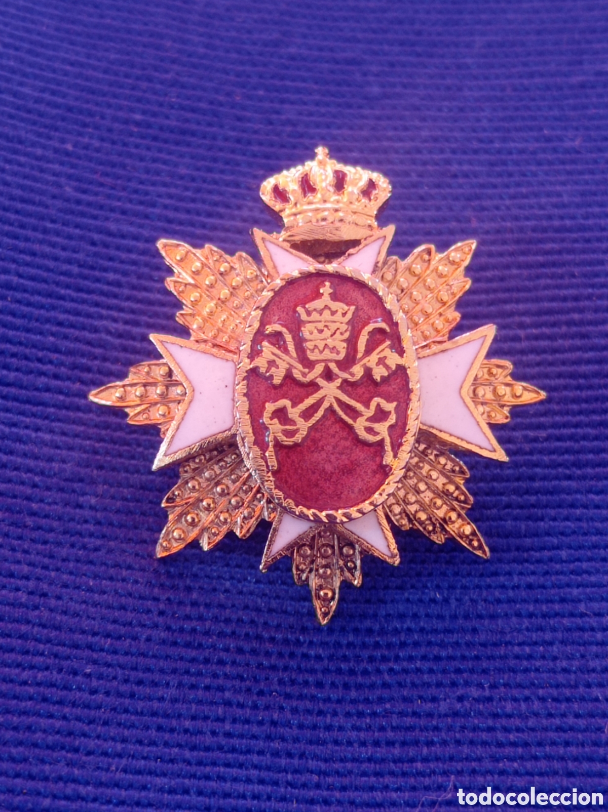 Medallas condecorativas: EMBLEMA ESMALTADO ORDEN RELIGIOSA