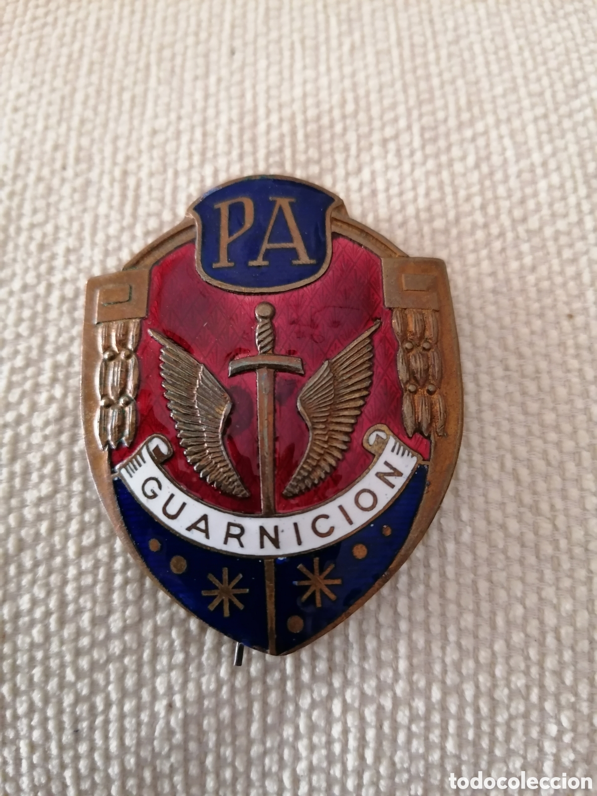 Medallas condecorativas: Placa o pepito de la policia armada