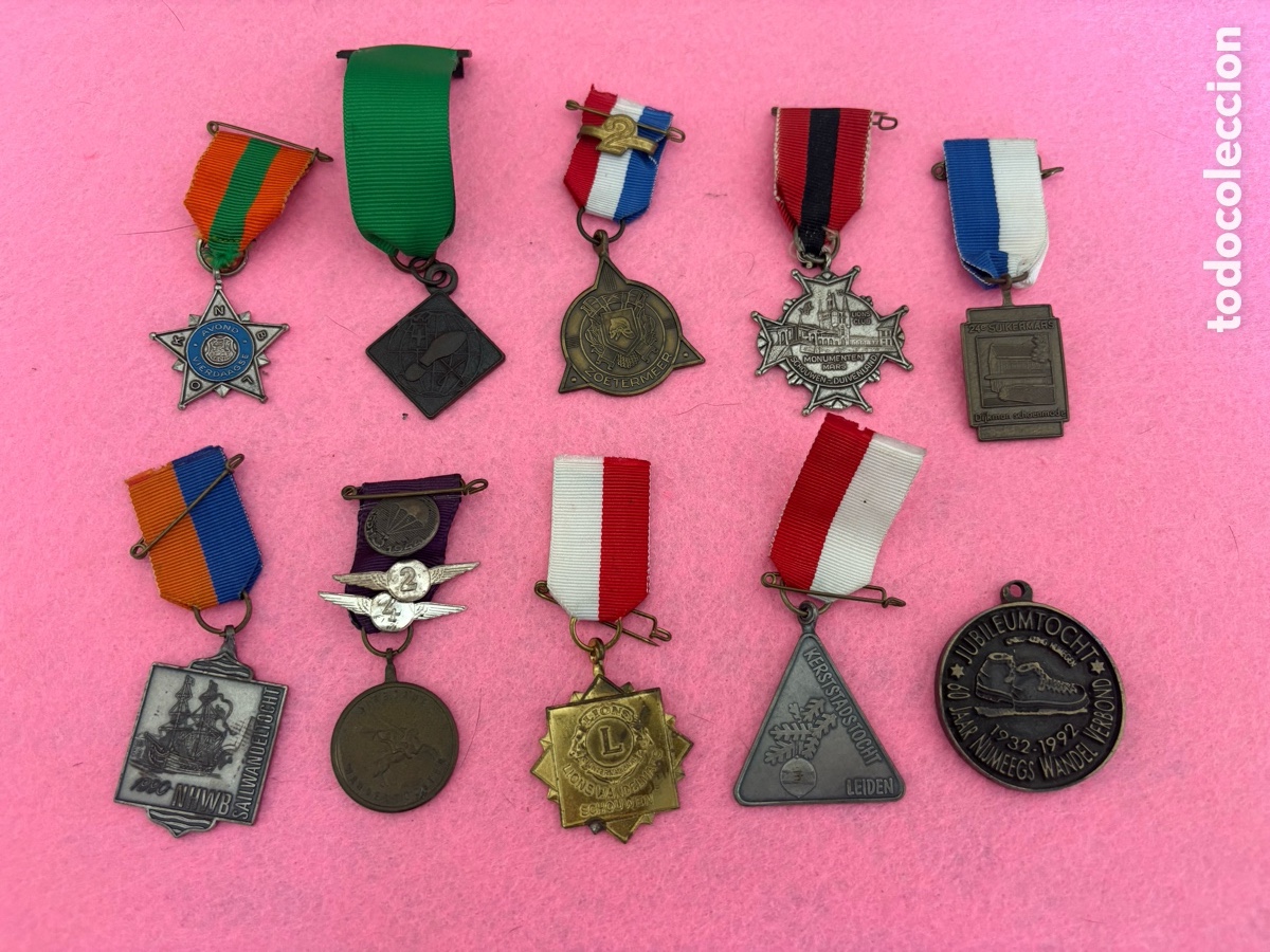 Medallas condecorativas: Lote de medallas y condecoraciones a catalogar (A20)