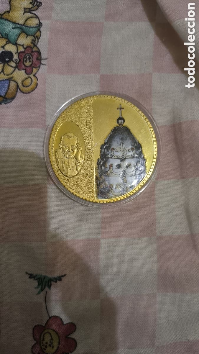 Medallas condecorativas: Medalla Juan Pablo II con certificado