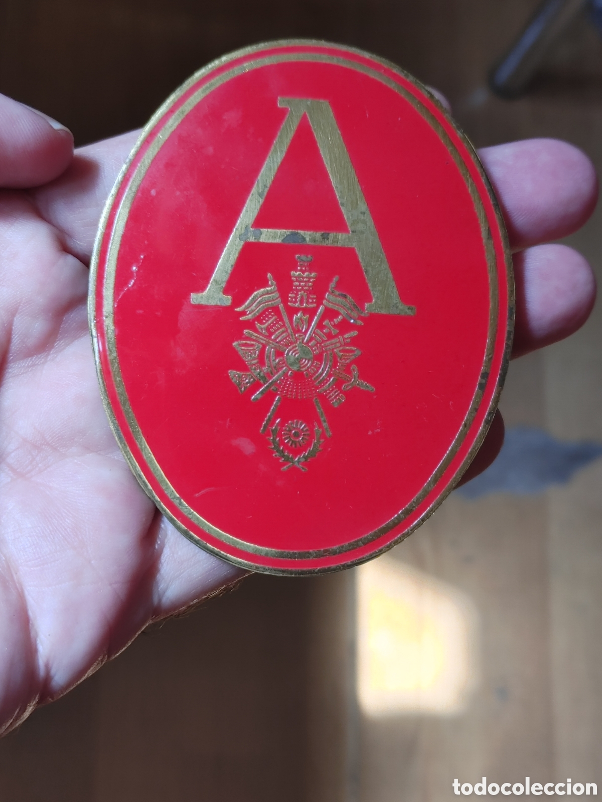 Medallas condecorativas: Distintivo Academia militar. Ejercito de tierra espa&ntilde;ol.