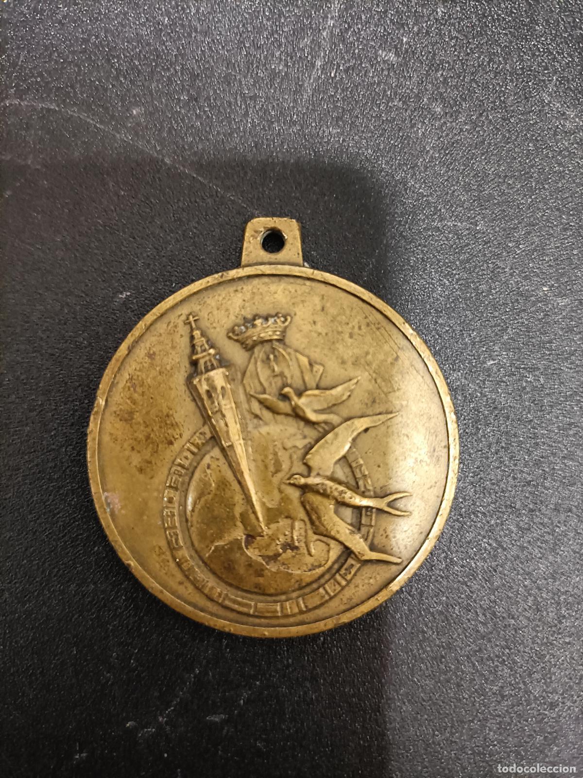 Medallas condecorativas: MUY CURIOSA MEDALLA XXIV CAMPEONATO MUNDIAL DE ORNITOLOGIA 1976 VALENCIA