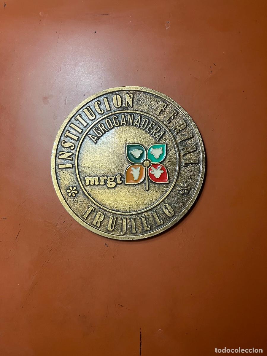Medallas condecorativas: MEDALLA INSTITUCI&Oacute;N FERIAL TRUJILLO AGROGANADERA, MRGT