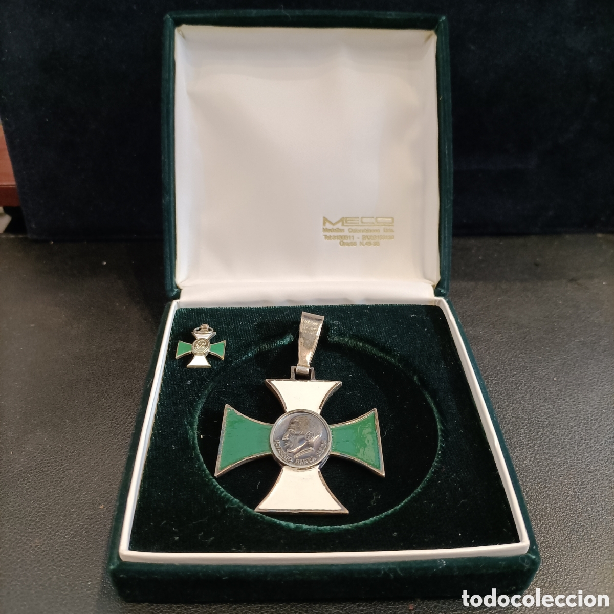 Medallas condecorativas: Condecoraci&oacute;n Porfirio Barba Jacob, alcald&iacute;a de Medell&iacute;n.