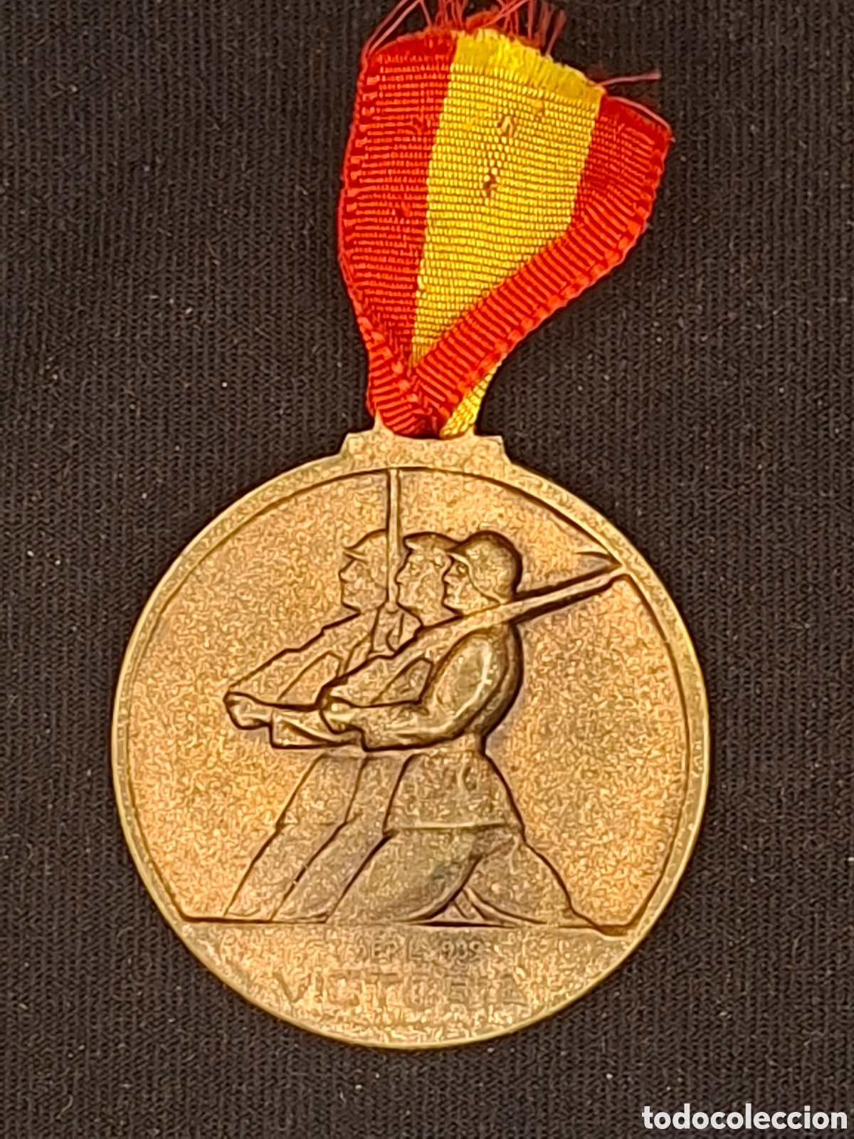 Medallas condecorativas: Medalla Alzamiento y Victoria. Espa&ntilde;a. Ej&eacute;rcito Nacional. 1936-1939. Guerra Civil Espa&ntilde;ola. MCTC2