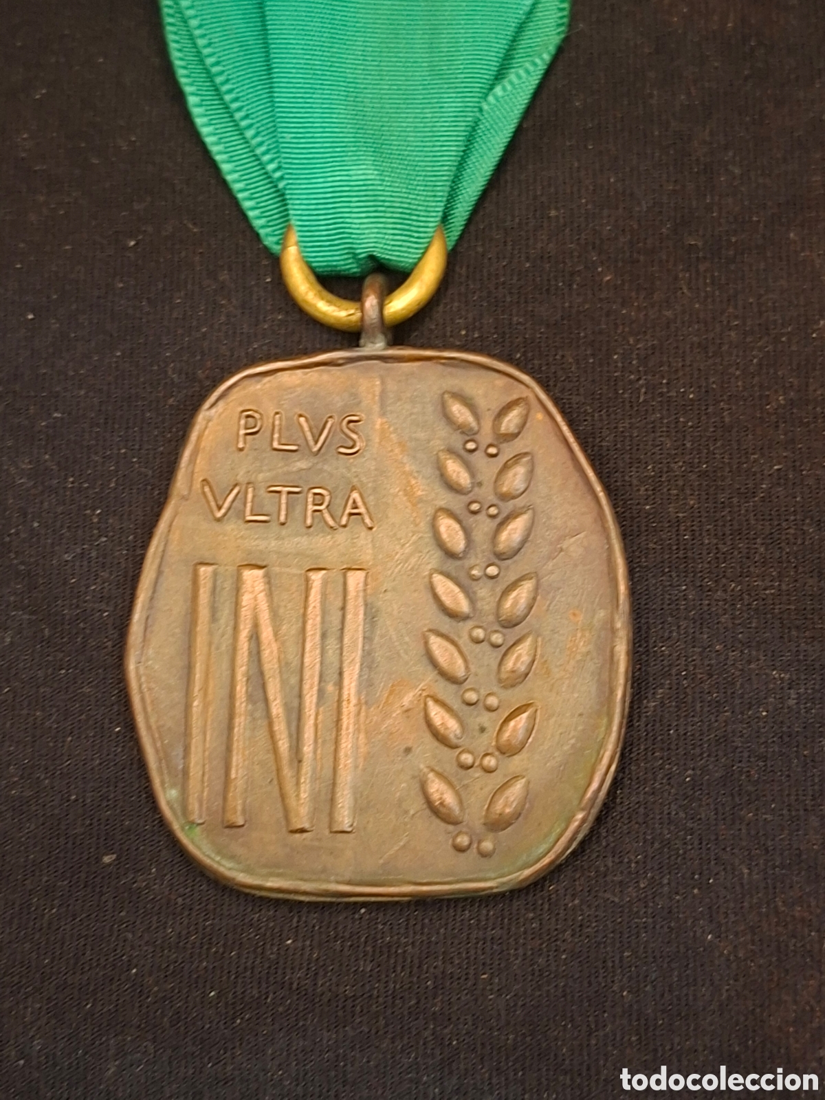 Medallas condecorativas: Medalla Instituto Nacional de Industria. Franco. MCTC2
