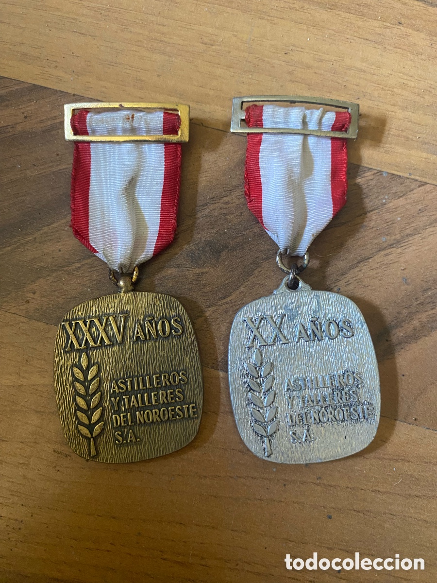 Medallas condecorativas: Lote 2 Medallas ASTANO Astilleros y Talleres del Noroeste S.A. (20 y 35 A&ntilde;os)