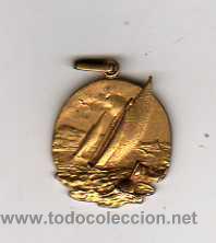 Sports collectibles: MEDALLA DE COBRE - CLUB MARITIMO BARCELONA A&Ntilde;OS 20 APROX.