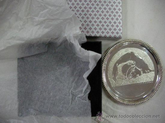 Colecionismo desportivo: PLATO TROFEO PLATEADO NATACION MARCA SEBA MADE IN ENGLAND NUEVO EN SU CAJA