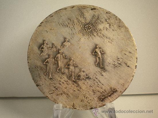 Sports collectibles: Medalla Deportiva. Loisirs Jeunesse Sports offert par le Ministre firmada por Demarchi.