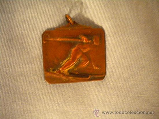 Coleccionismo deportivo: Medalla de esqui 1940's.