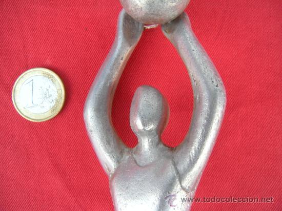 Collectionnisme sportif: BALONCESTO. FIGURA EN ALUMINIO ART DEC&Oacute;