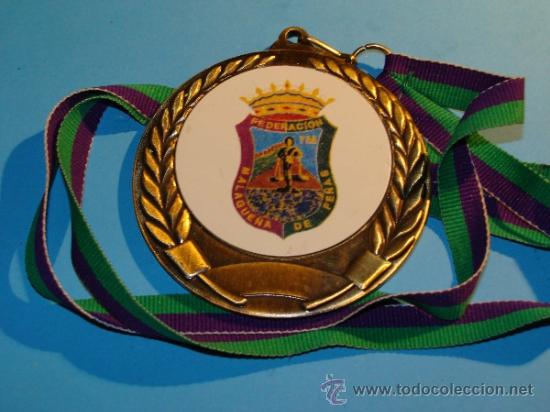 Collectionnisme sportif: MEDALLA III OLIMPIADA DE JUEGOS DE FEDERACI&Oacute;N MALAGUE&Ntilde;A DE PE&Ntilde;AS. A&Ntilde;O 2008. M&Aacute;LAGA.