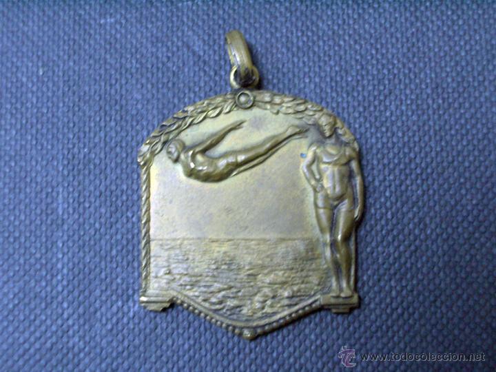 Sports collectibles: Medalla salto libre femenino a&ntilde;os 20-30