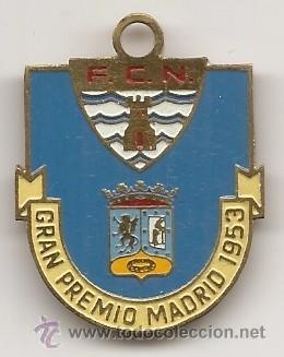 Sports collectibles: F.C.N. Nataci&oacute;n. Gran Premio Madrid 1953. Medalla o llavero esmaltado