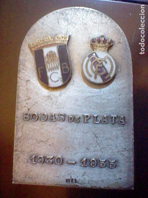 Coleccionismo deportivo: REAL MADRID BALONCESTO BODAS PLATA MEDALLA ORIGINAL VS FCB 5 X3CMS ORIGINAL ESMALTADA BASKET